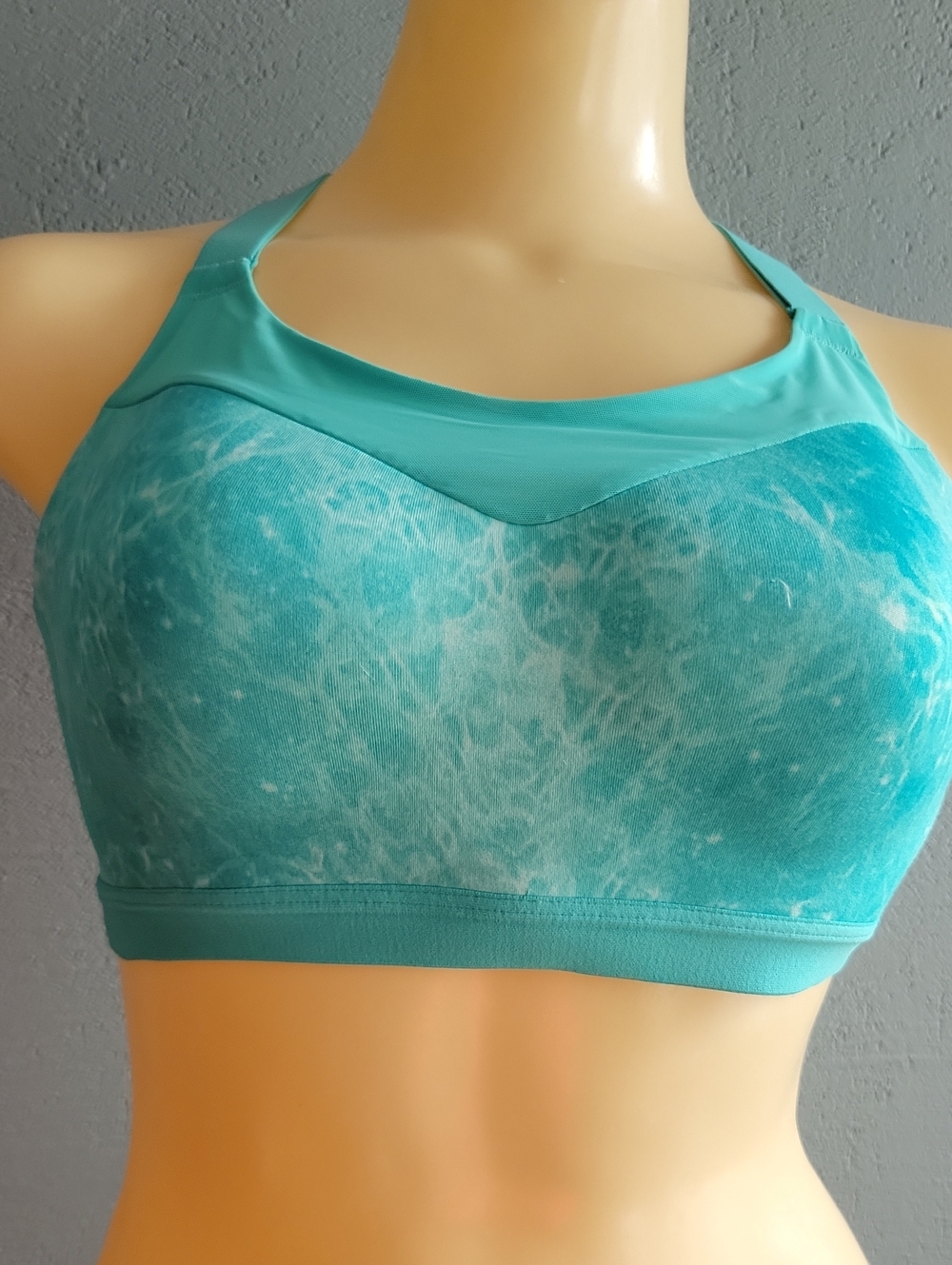 Victoria's Secret Teal Marble-Print Seamless Sports Bra